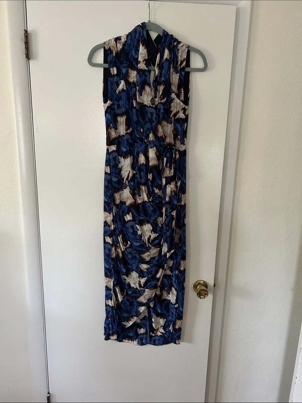 White House Black Market Blue Floral Print Sleeveless Maxi Dress